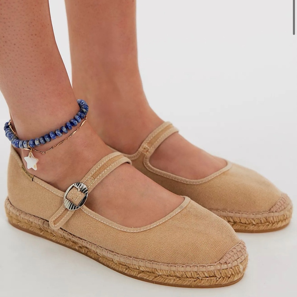 NWT Oasis Mary Jane Espadrilles